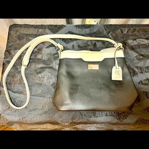 Nine West Purse /Bag / Tote Black & Cream Long Strap